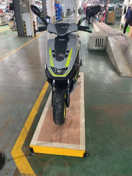 Скутер Regulmoto (Регулмото) X - 1 (LJ - 2) белый/красный с ПТС - купить с доставкой, по выгодной цене в интернет-магазине Мототека